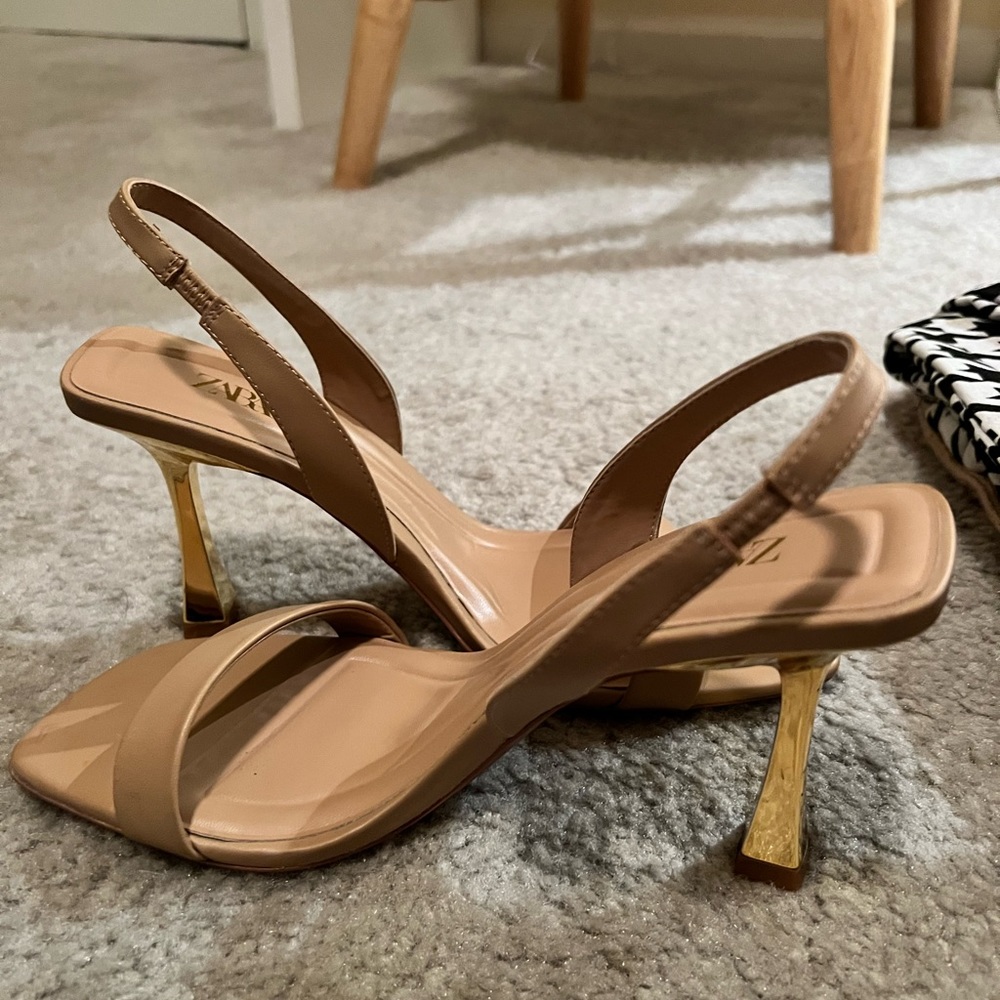 Zara, size 7 1/2, tan with a gold heel